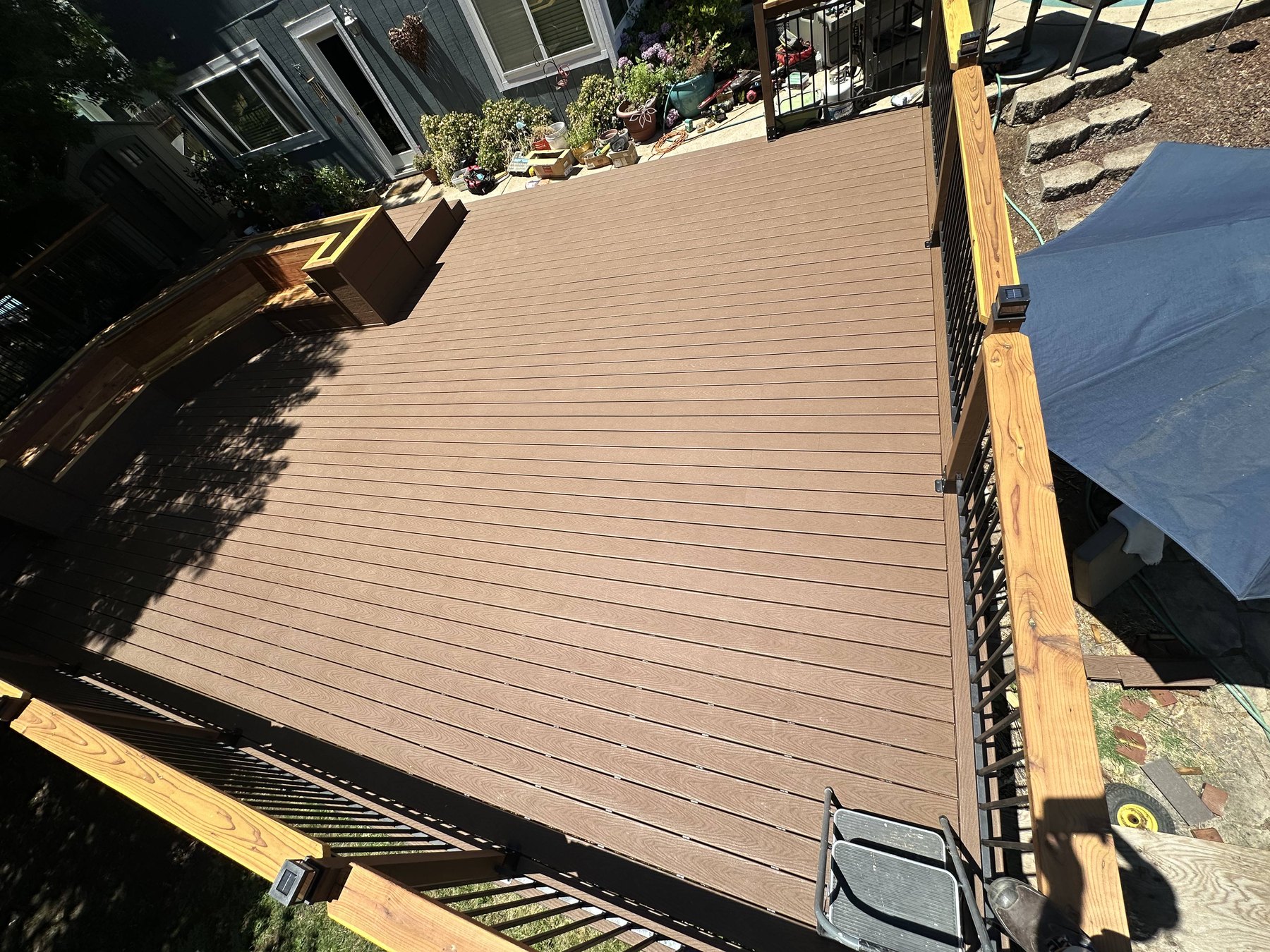 Custom Deck & Outdoor Living